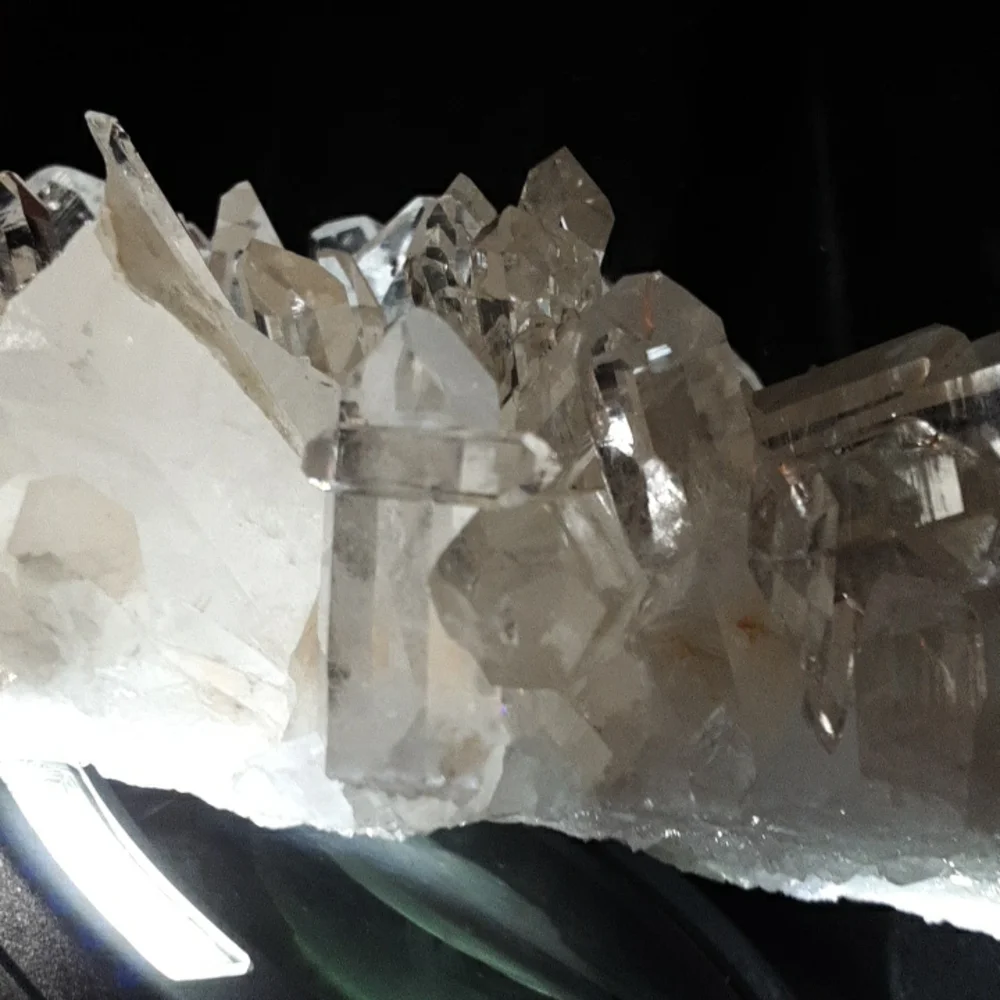Quartz Crystal Cluster - Picture 6 of 9